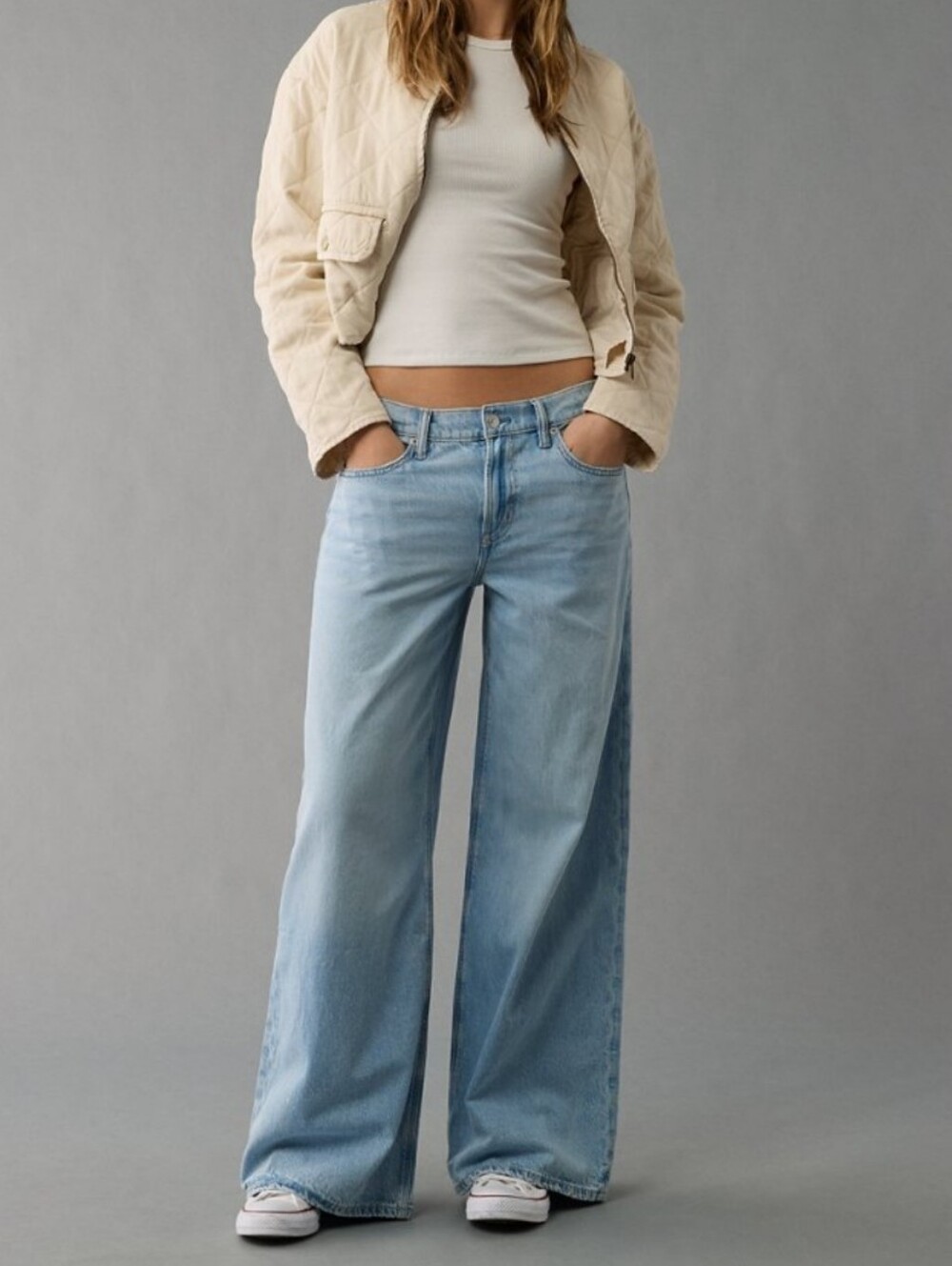 NWOT American Eagle Ultra Wide Leg Jeans